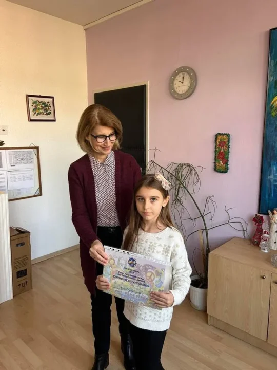 Третоодделенци со признанија од Њујорк, САД Третоодделенци со признанија од Њујорк, САД 19-12-2024 - слика 2