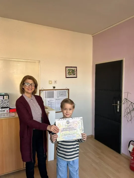Третоодделенци со признанија од Њујорк, САД Третоодделенци со признанија од Њујорк, САД 19-12-2024 - слика 4