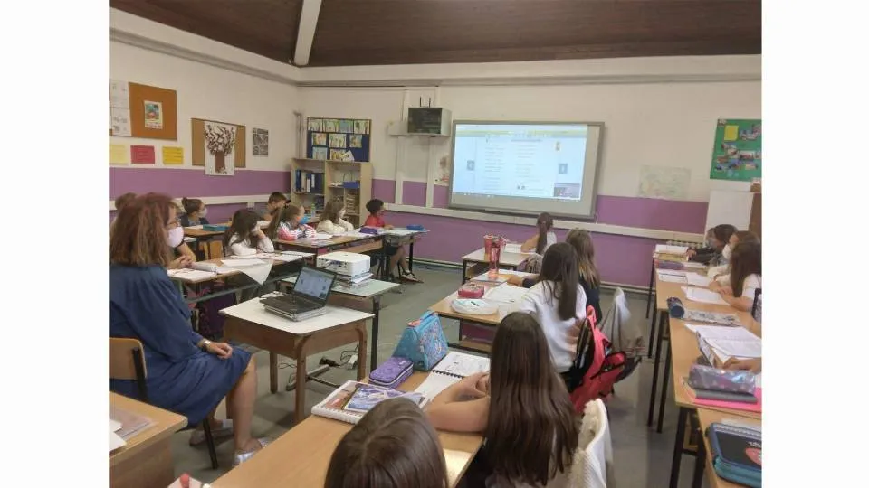 Примена на дигиталните материјали и интерактивни табли Примена на дигиталните материјали и интерактивни табли 12-01-2025 - слика 3