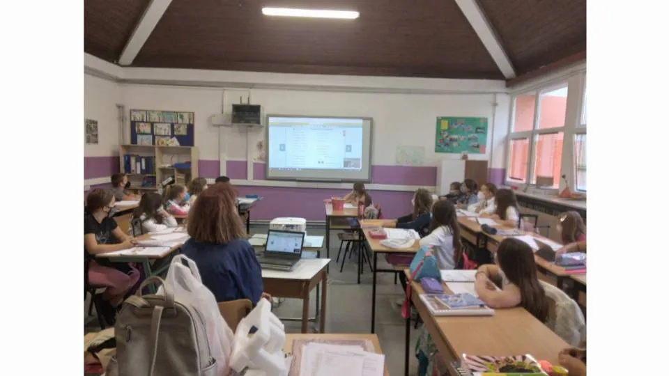 Примена на дигиталните материјали и интерактивни табли Примена на дигиталните материјали и интерактивни табли 12-01-2025 - слика 7